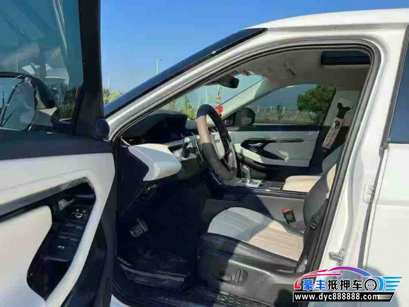 22年路虎揽胜极光轿车抵押车出售