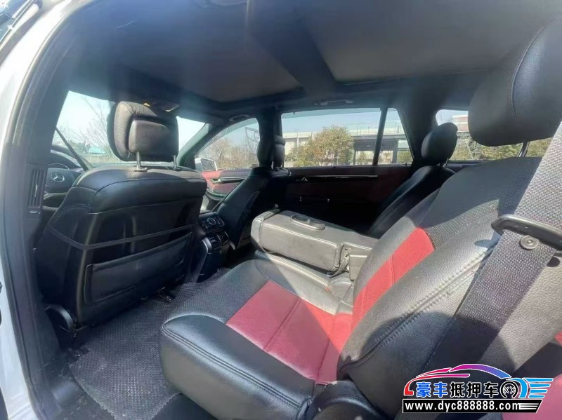 15年奔驰R轿车抵押车出售