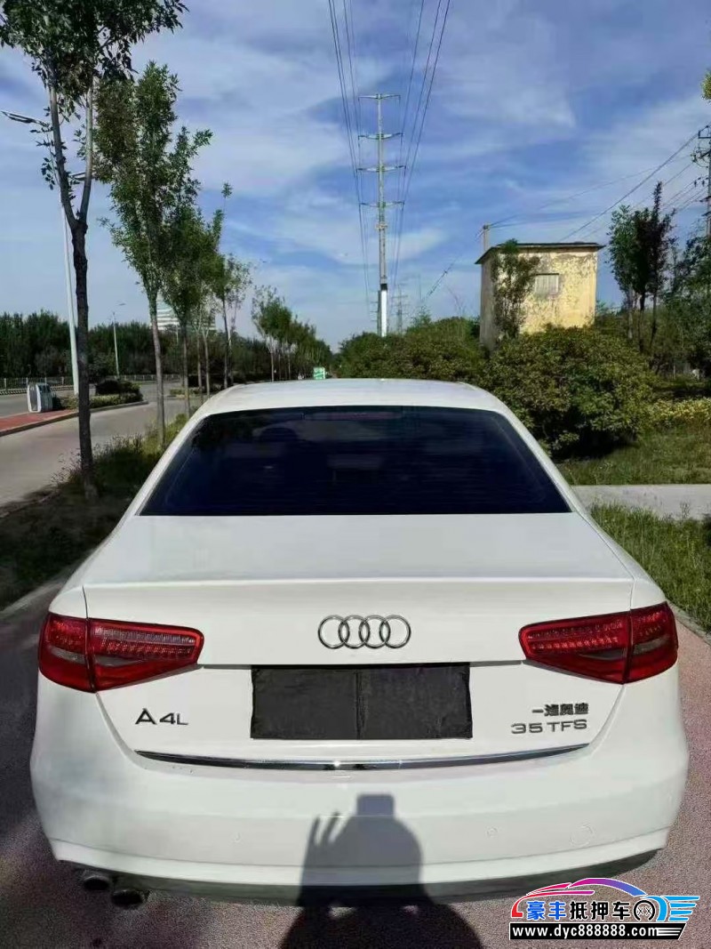 12年奥迪A4L轿车抵押车出售