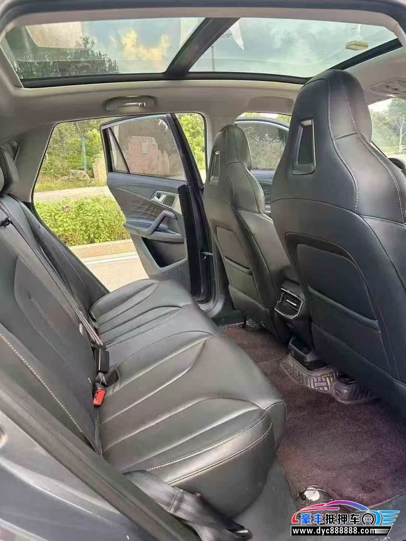 24年荣威RX5轿车抵押车出售