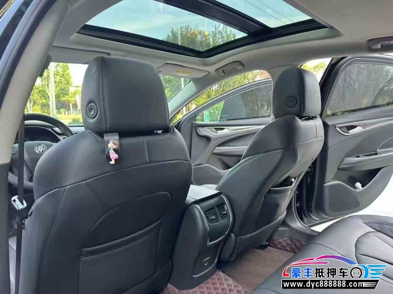 22年别克君越轿车抵押车出售