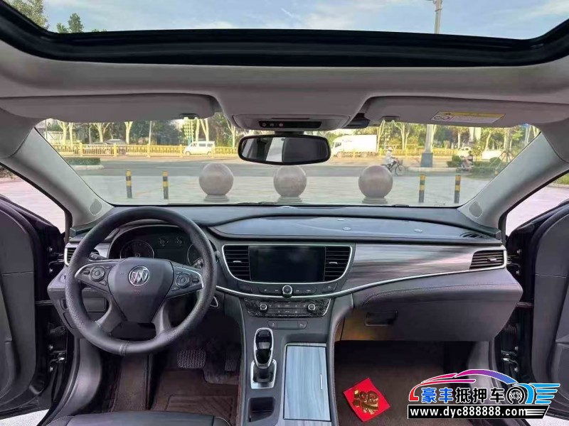 22年别克君越轿车抵押车出售