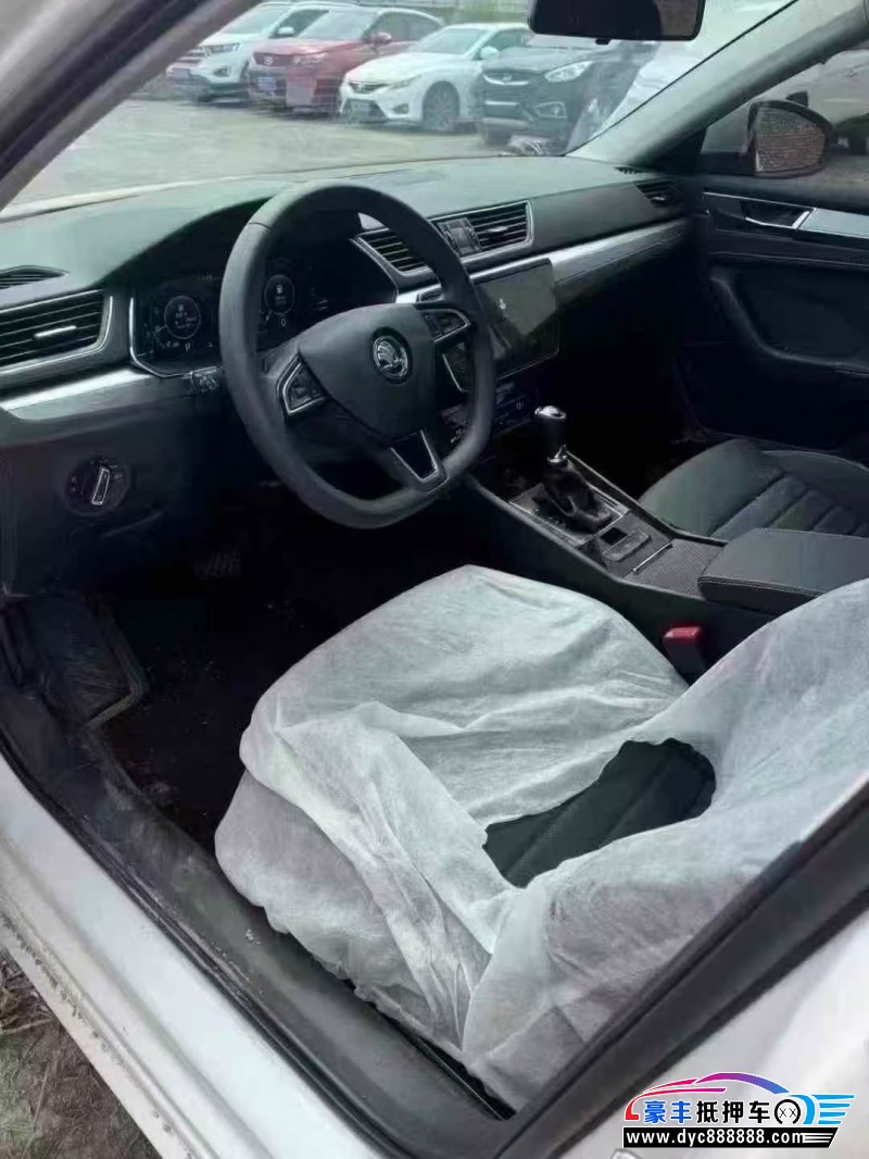 24年斯柯达速派轿车抵押车出售