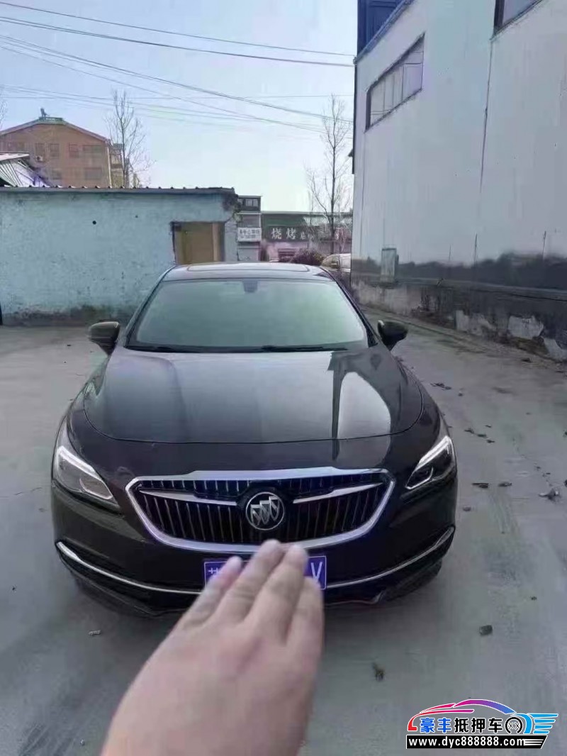 18年别克君越轿车抵押车出售