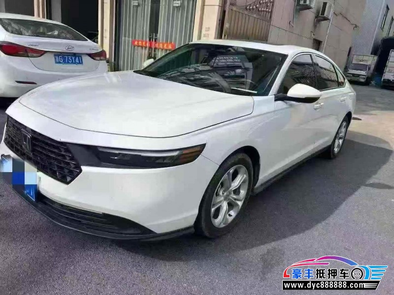 23年本田雅阁轿车抵押车出售