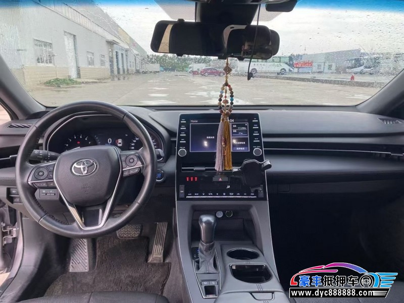 21年丰田亚洲龙轿车抵押车出售