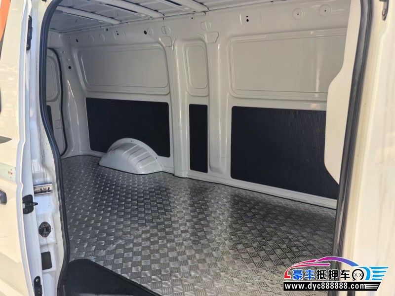 24年东风御风轿车抵押车出售