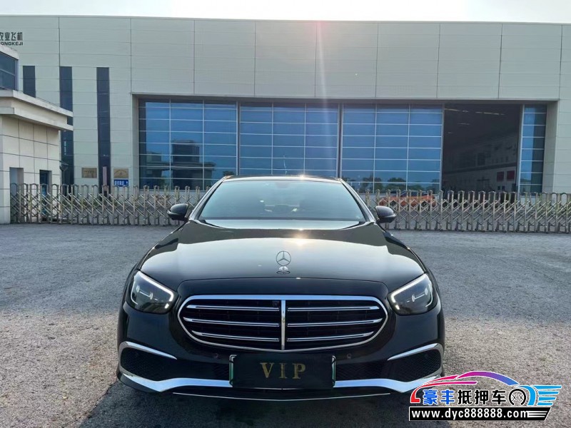 22年奔驰E轿车抵押车出售