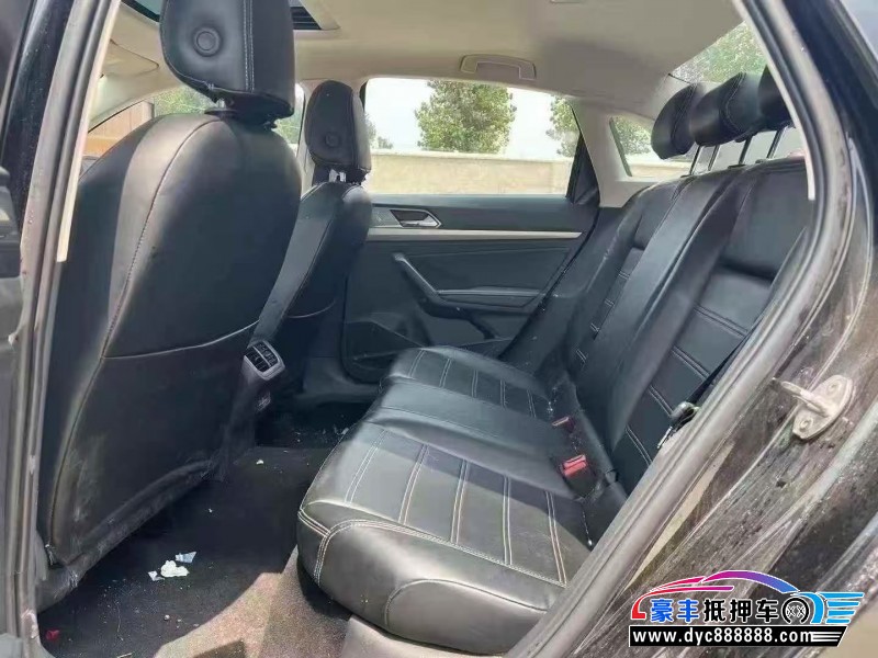 22年大众朗逸轿车抵押车出售