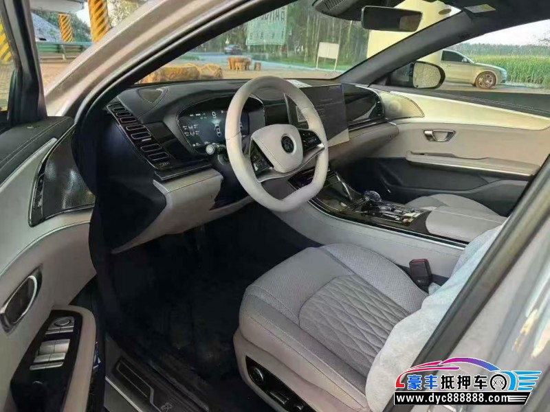 25年比亚迪汉轿车抵押车出售