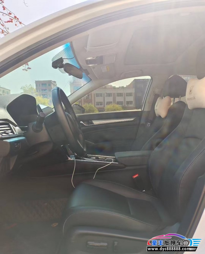 23年本田雅阁轿车抵押车出售