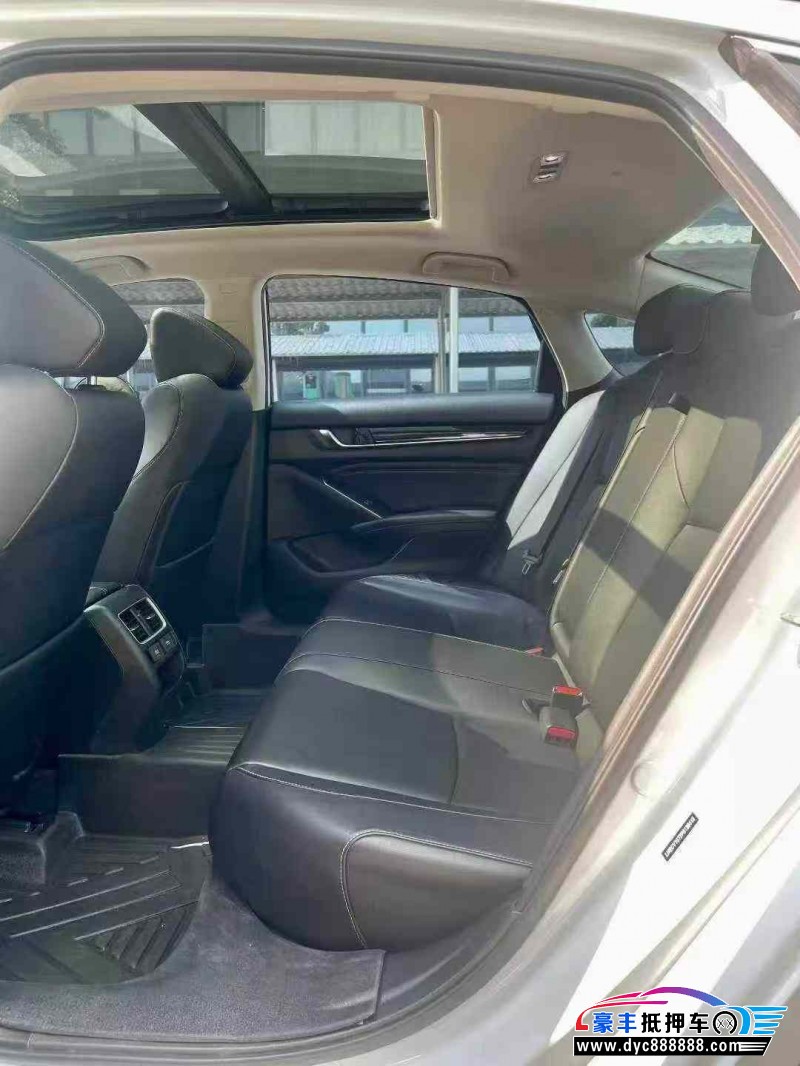 23年本田雅阁轿车抵押车出售