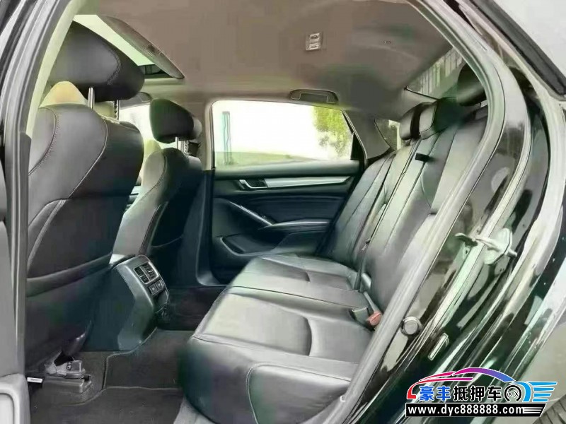 23年本田雅阁轿车抵押车出售