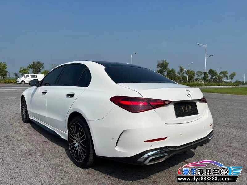 24年奔驰C轿车抵押车出售