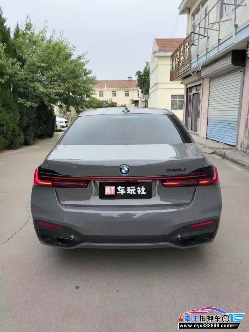 20年宝马7系轿车抵押车出售