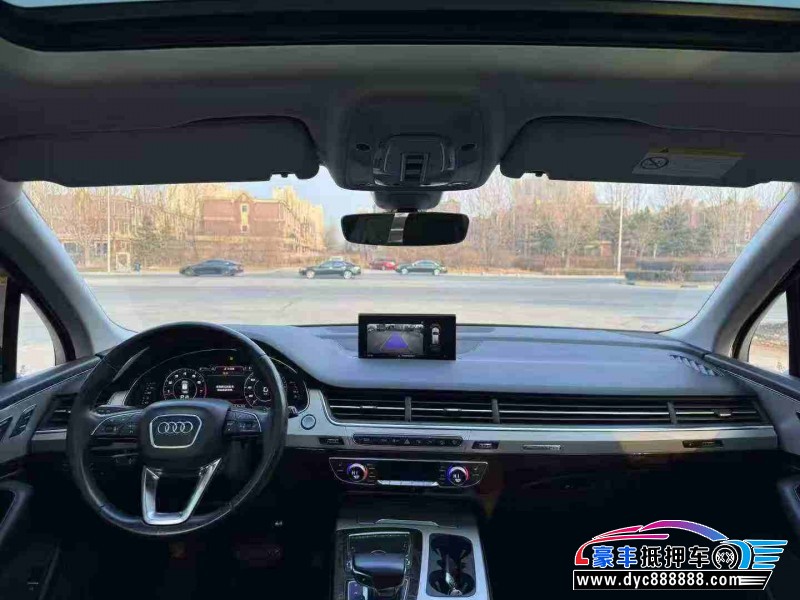 18年奥迪Q7轿车抵押车出售