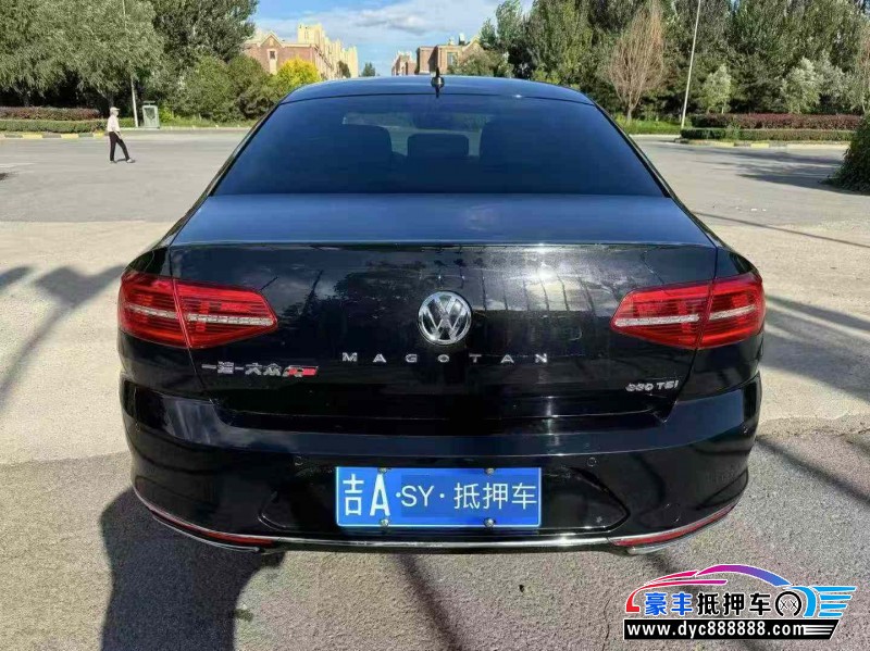 17年大众迈腾轿车抵押车出售