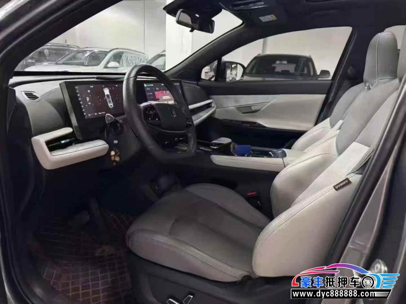 23年长安UN-T轿车抵押车出售