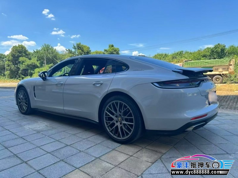 23年保时捷帕纳梅拉轿车抵押车出售