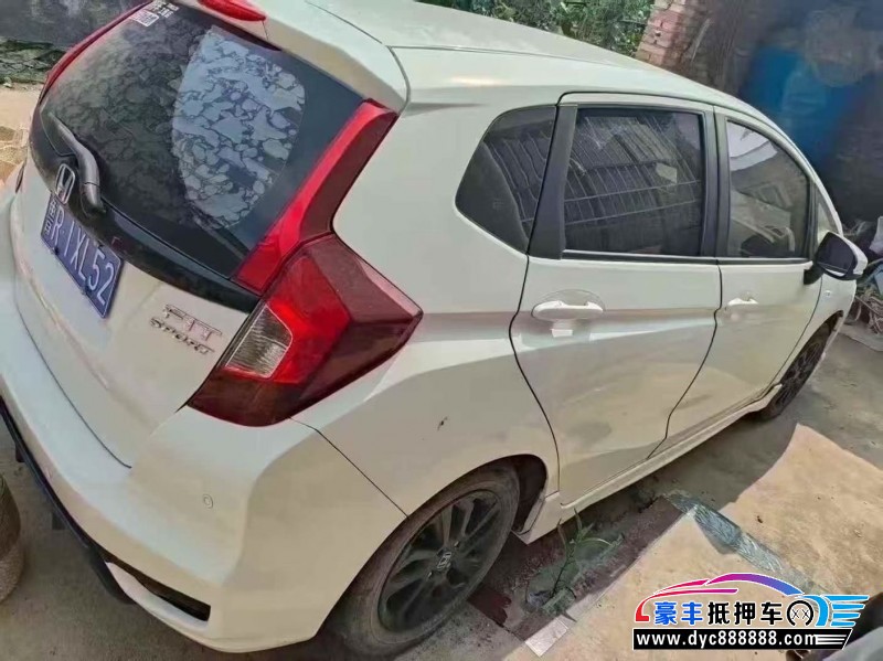 18年本田飞度轿车抵押车出售