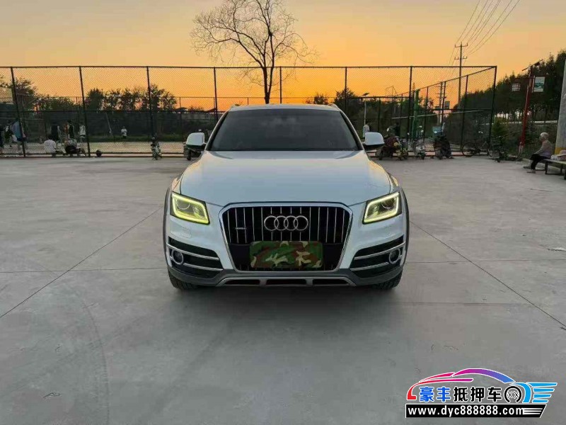 17年奥迪Q5轿车抵押车出售