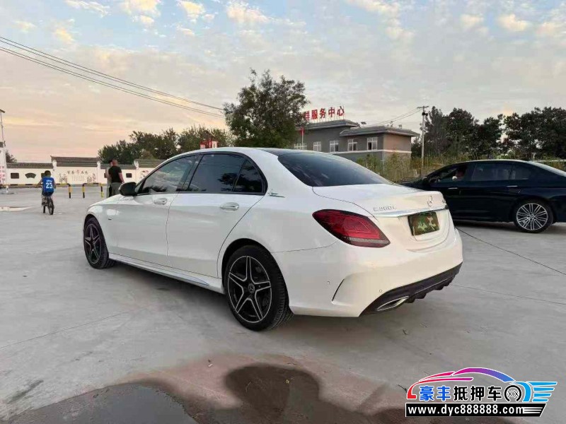 21年奔驰C轿车抵押车出售