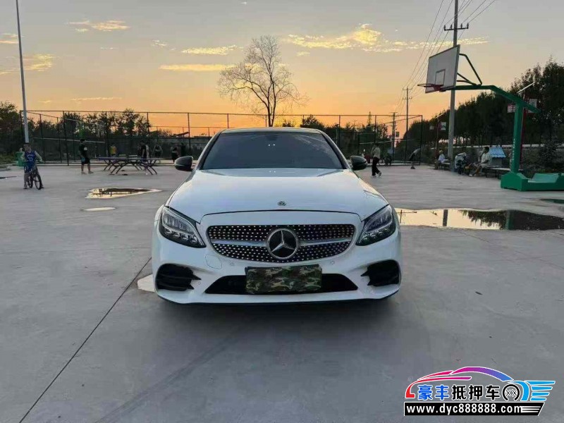21年奔驰C轿车抵押车出售