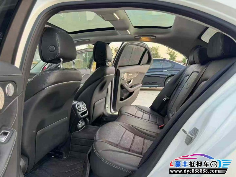 21年奔驰C轿车抵押车出售