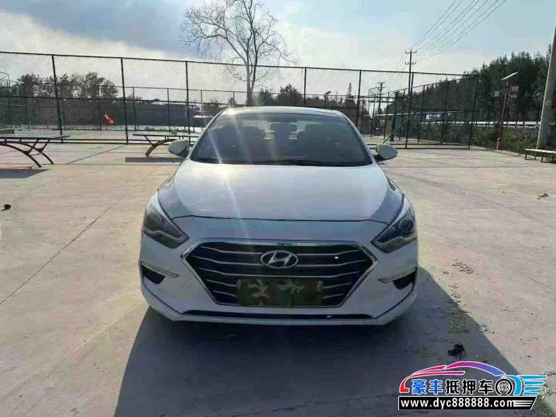 17年现代名图轿车抵押车出售