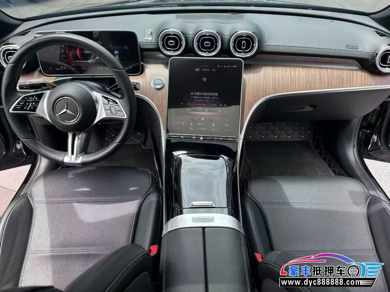 22年奔驰C轿车抵押车出售