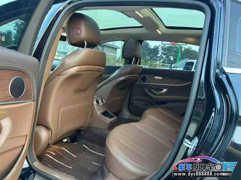 21年奔驰E轿车抵押车出售