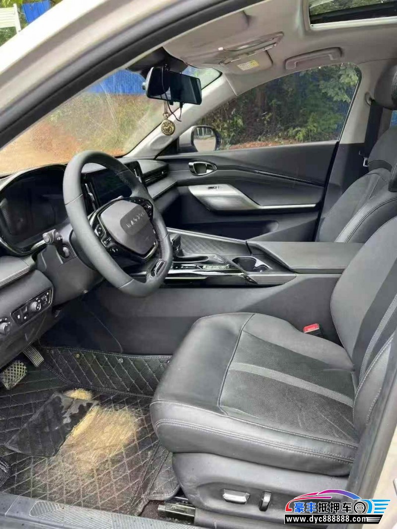 23年宝骏RC5轿车抵押车出售