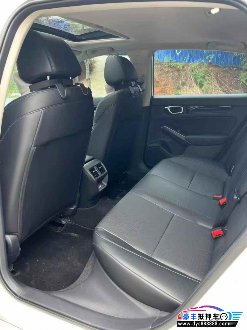 25年本田型格轿车抵押车出售