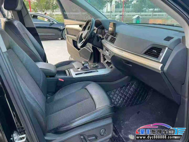 20年奥迪Q5轿车抵押车出售