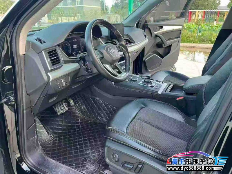 20年奥迪Q5轿车抵押车出售