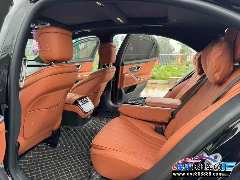 23年奔驰S轿车抵押车出售