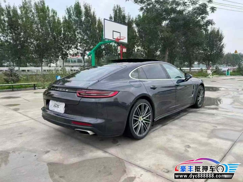20年保时捷帕纳梅拉轿车抵押车出售