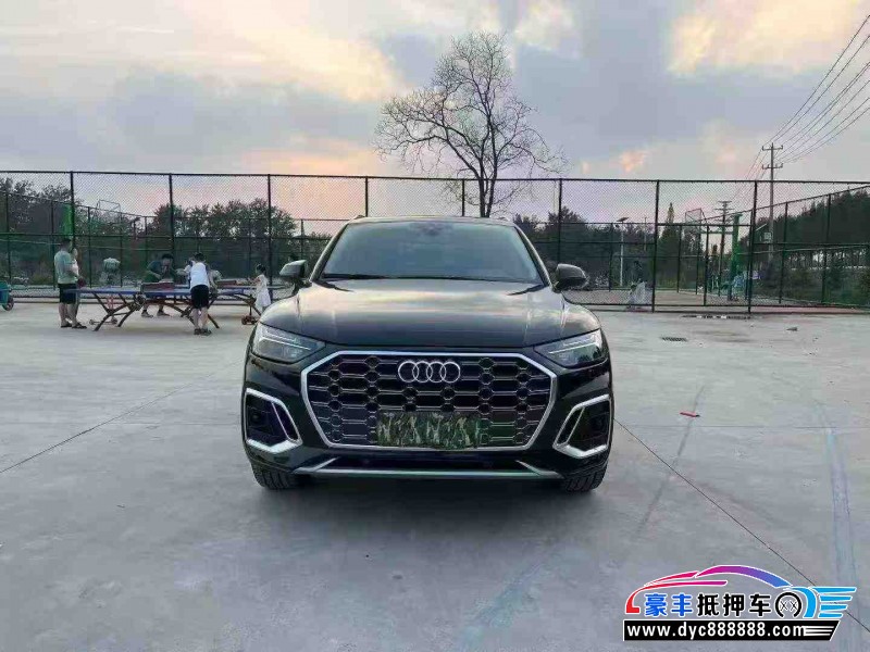 23年奥迪Q5轿车抵押车出售