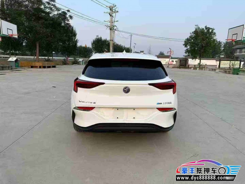 24年别克微蓝轿车抵押车出售