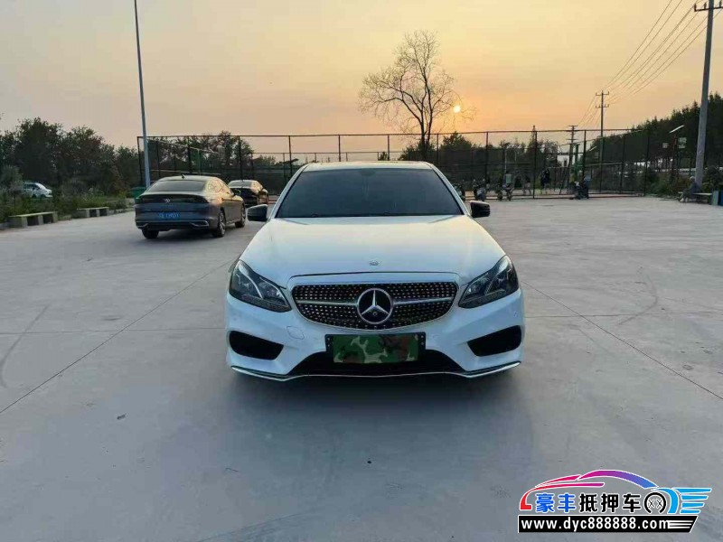 14年奔驰E轿车抵押车出售