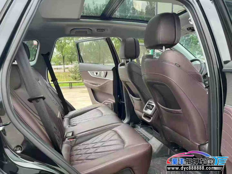 23年奇瑞瑞虎8轿车抵押车出售