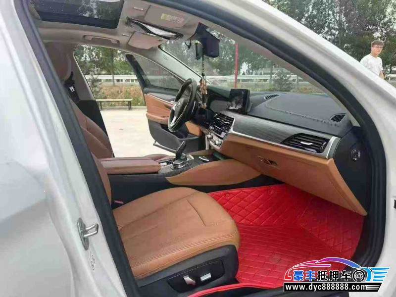 18年宝马5系轿车抵押车出售