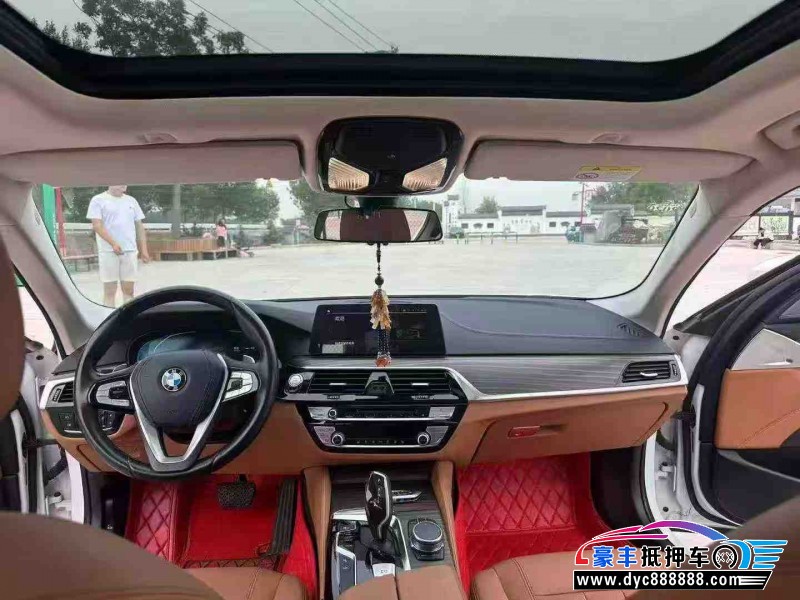 18年宝马5系轿车抵押车出售