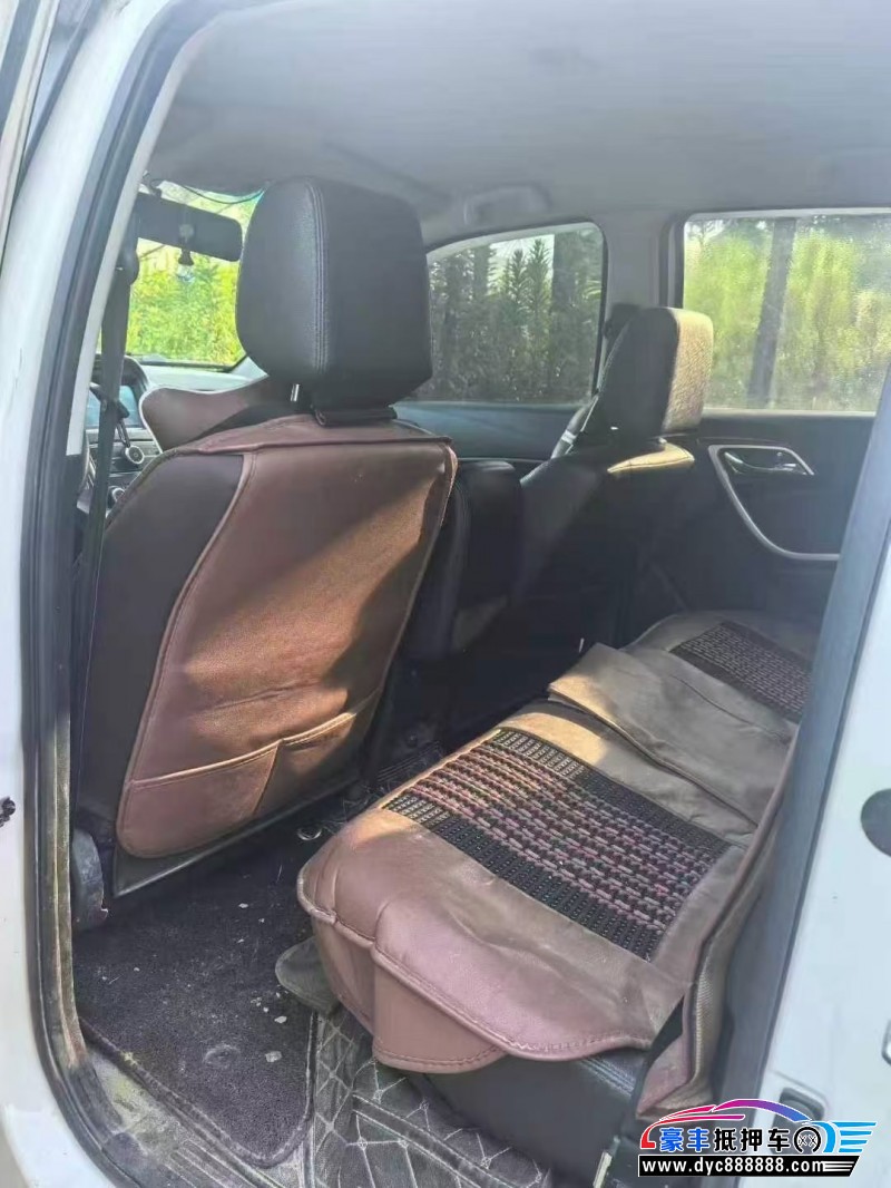 19年江铃域虎轿车抵押车出售