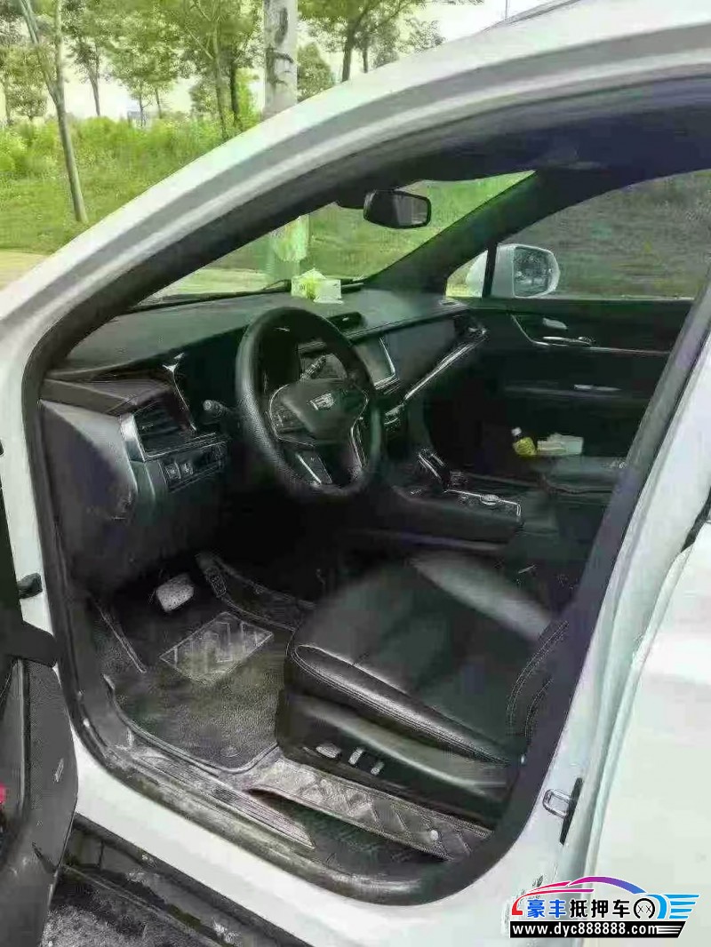 21年凯迪拉克XT5轿车抵押车出售