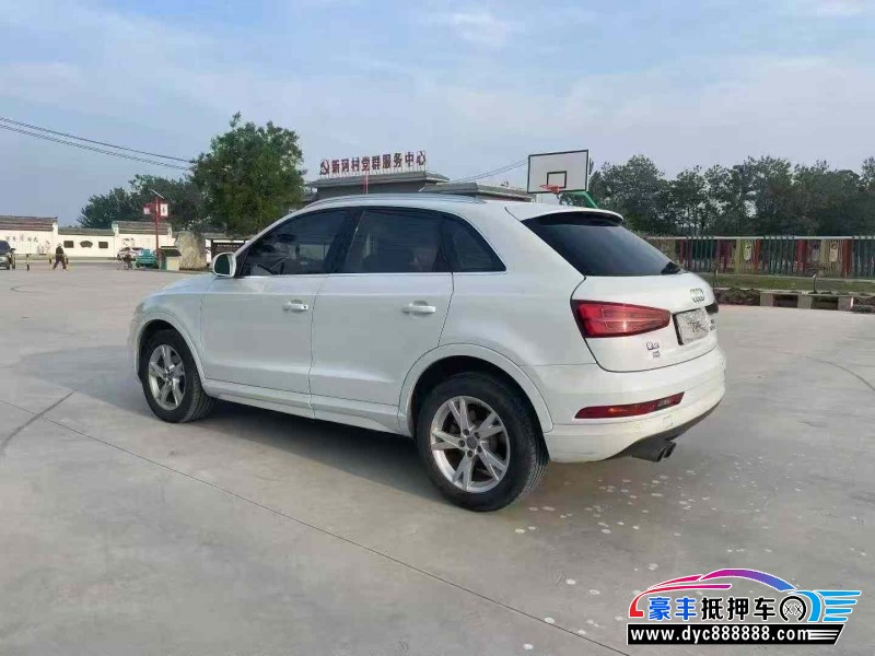 18年奥迪Q3轿车抵押车出售