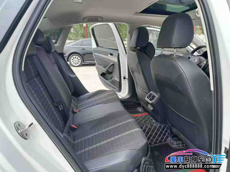 22年大众朗逸轿车抵押车出售