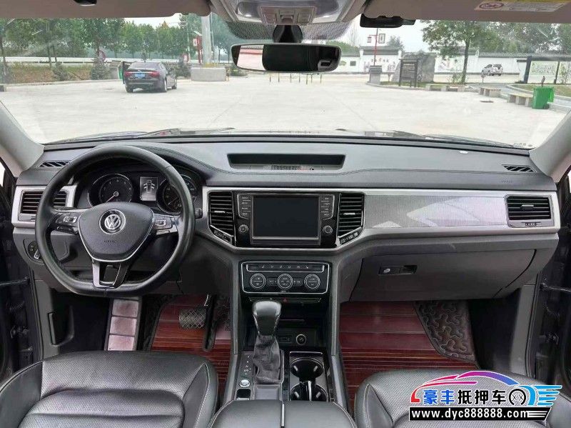 18年大众途昂轿车抵押车出售