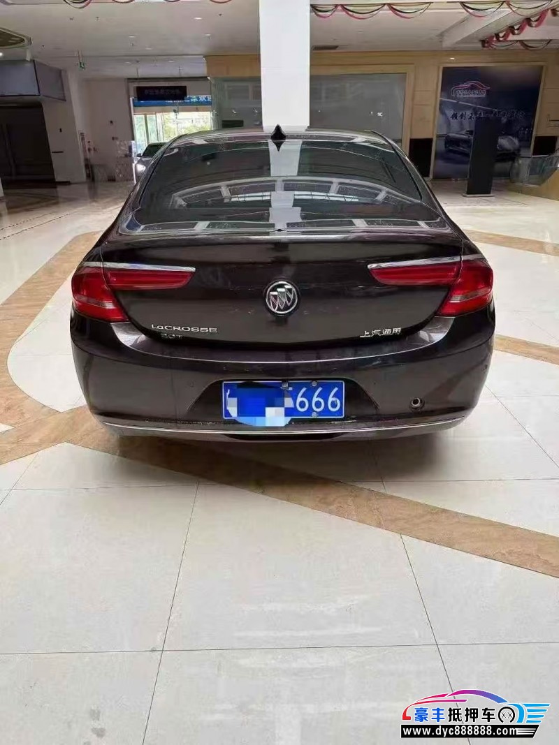 18年别克君越轿车抵押车出售