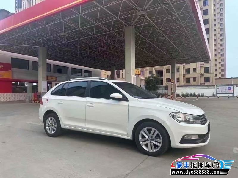 16年大众朗行轿车抵押车出售